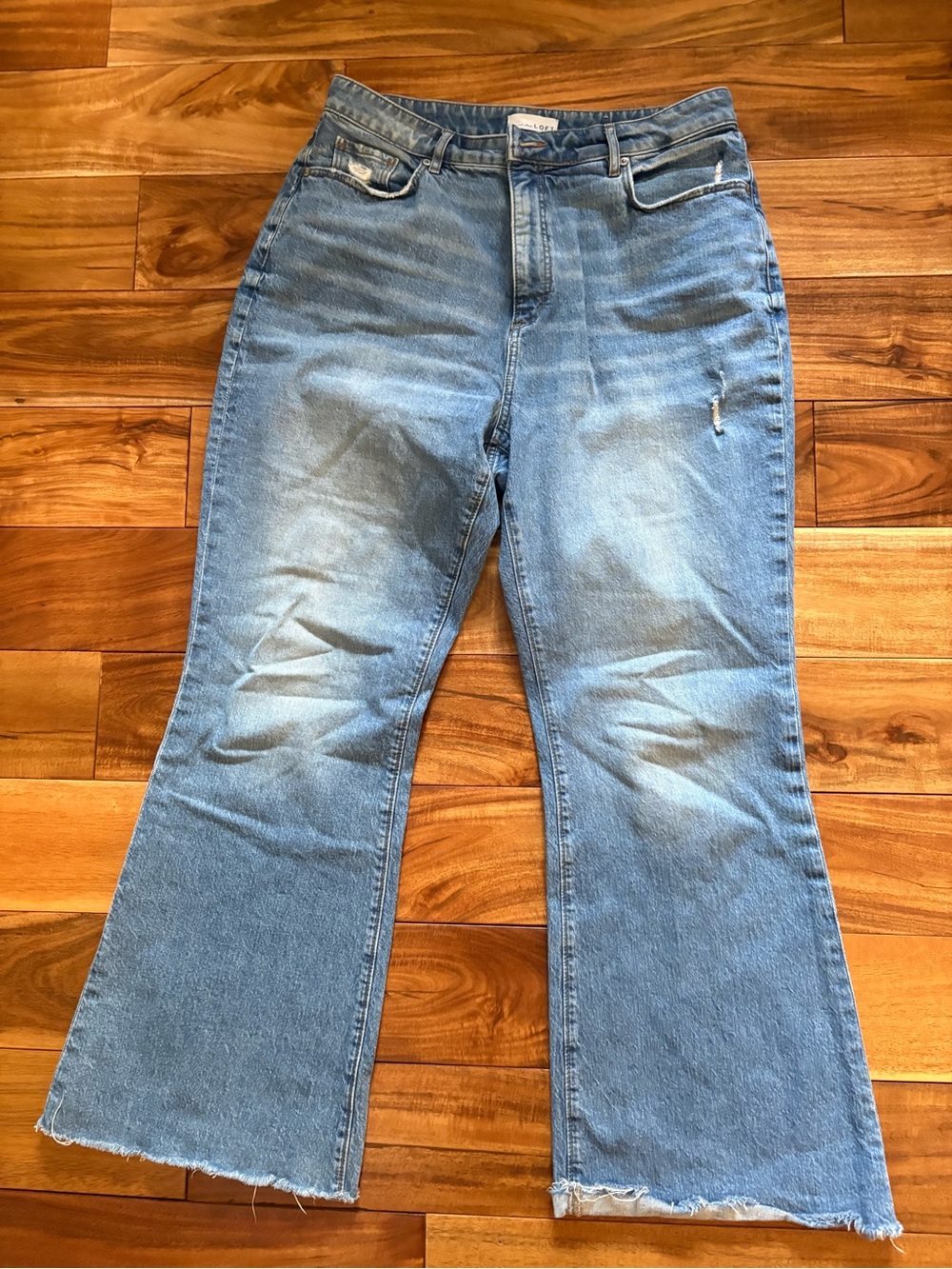 Loft Curvy High Rise Sandal Flare Jeans - 31/12